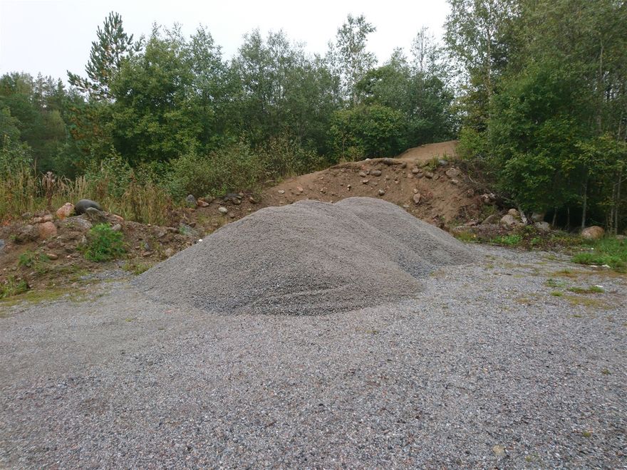 Talko tisdagar 14, 21 och 28.9 kl.18.00 / Talkoot tiitaisin!  Ny rensplats byggs, grus påfyllas vid handikapp rampen, samt lite annat ditten datten. / Uusi perkauspaikka rakennetaan, sora täydennetään liikumisrajattomien paikalle, ja vielä jotain pientä homma.